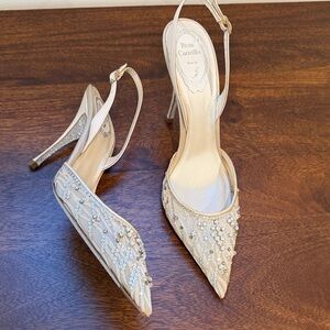 Rene Caovilla Cream Embellished Pointed Heels